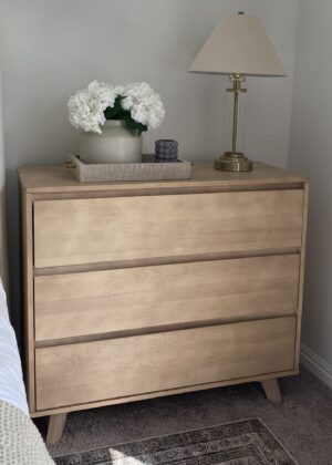 Modern 3-Drawer Dresser